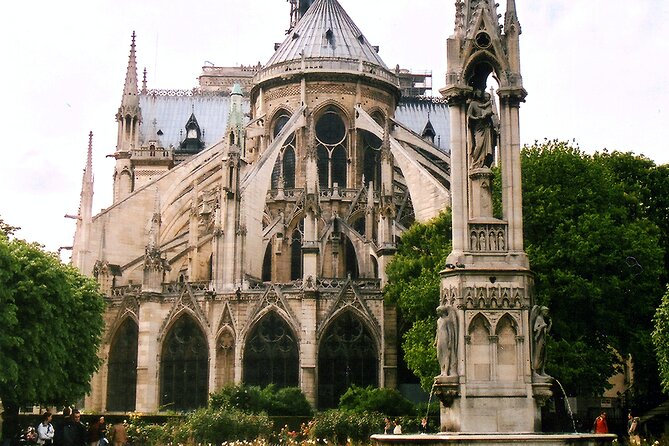 Outdoor Notre-Dame walking Tour with Sainte-Chapelle Entry - Should You Book? A Smart Decision Checklist