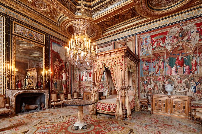 Palace of Fontainebleau - Private Trip - Mobile ticket and English-friendly setup