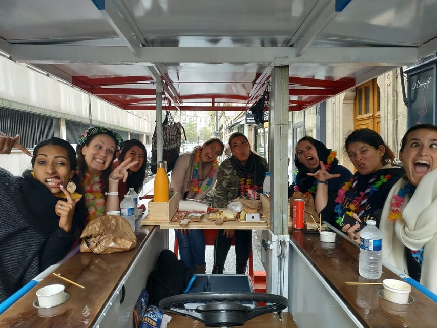 Paris: 1.5-Hour Eiffel Tower Beer Bike Tour - Drinks, tastings, and what that means for your experience