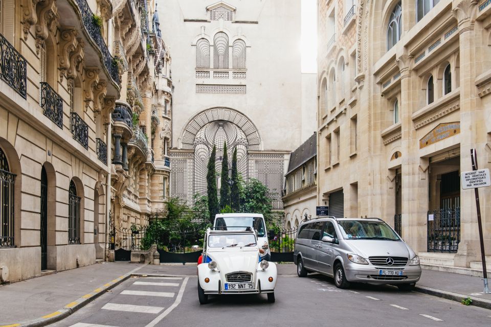 Paris: 1-Hour Vintage Citroen 2CV Tour - Les Invalides, Grand Palais, Petit Palais, and the Louvre Area Glide