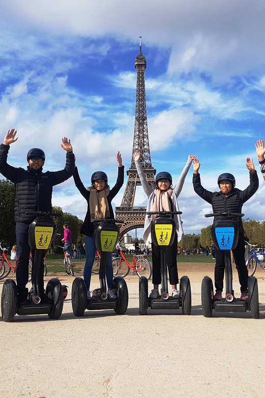 Paris: 1,5 hour Guided Segway Tour - Pont Alexandre III Over the Seine: A Photo Stop That Changes the Mood