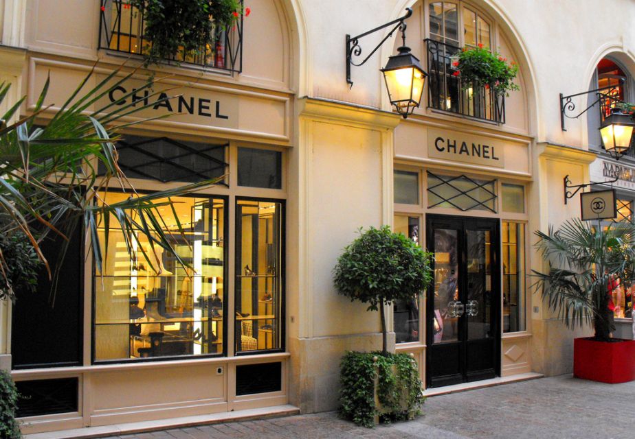 Paris 1h30-Hour Perfume Walking Tour - Quick hits you’ll care about