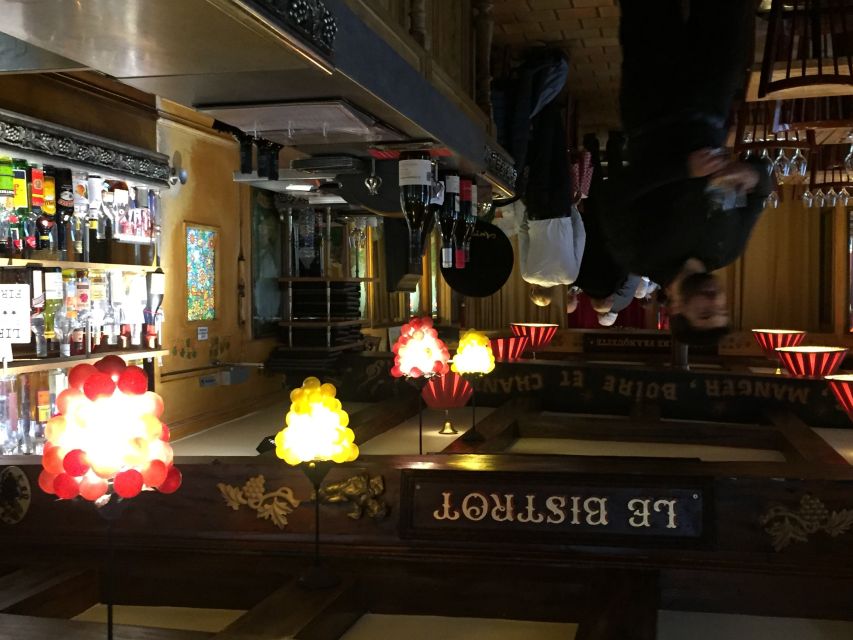 Paris: 2.5–Hour Montmartre Wine and Bistro Tour - Walking Montmartre Hills: Bistros, Cafés, and the View Through Nightlife Eyes