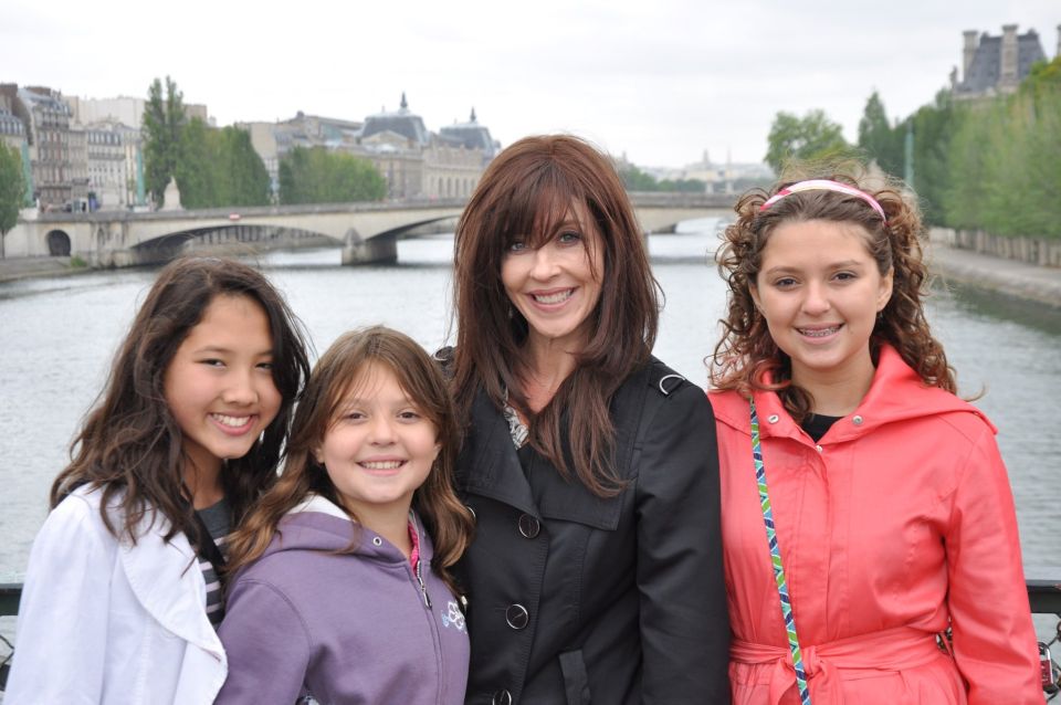 Paris 2-Hour Private Walking Tour with a Photographer - Why a private photographer-guide makes Paris feel easier