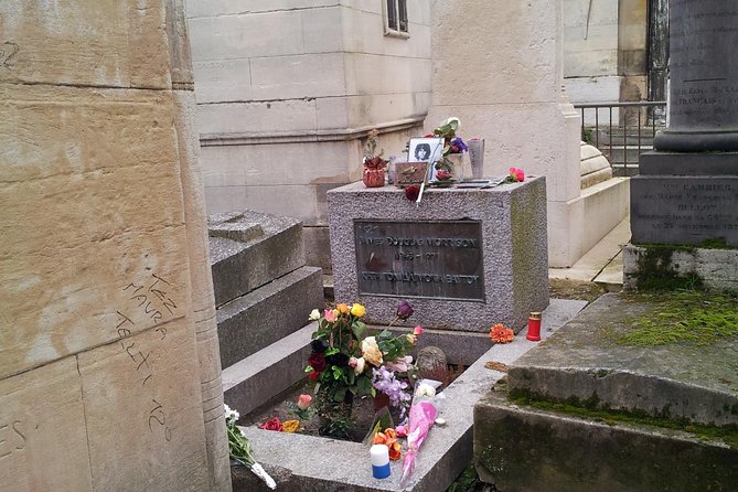 Paris 2-Hour Small Group Tour of Pere Lachaise Cemetery - The highlights you’ll actually want to see