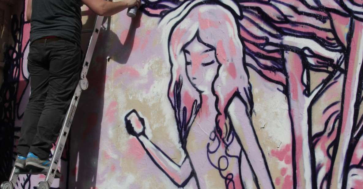 Paris: 2-Hour Street Art Tour - The 2-hour rhythm: what happens on this relaxed walk