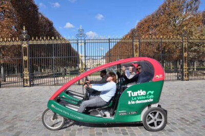 Paris: 2 hours Emily Tour in a Private Rickshaw bike - Place Saint-Michel logistics: where you meet and how it runs