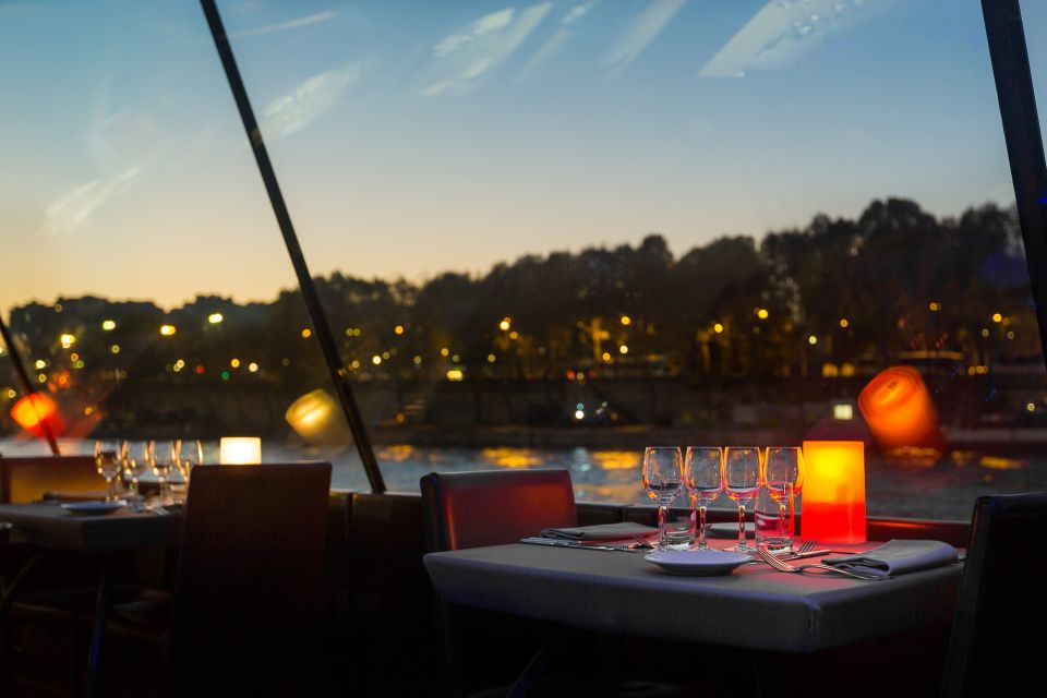 Paris: 3-Course-Dinner Cruise with Wine on the Seine River - Who should book this Seine dinner cruise?