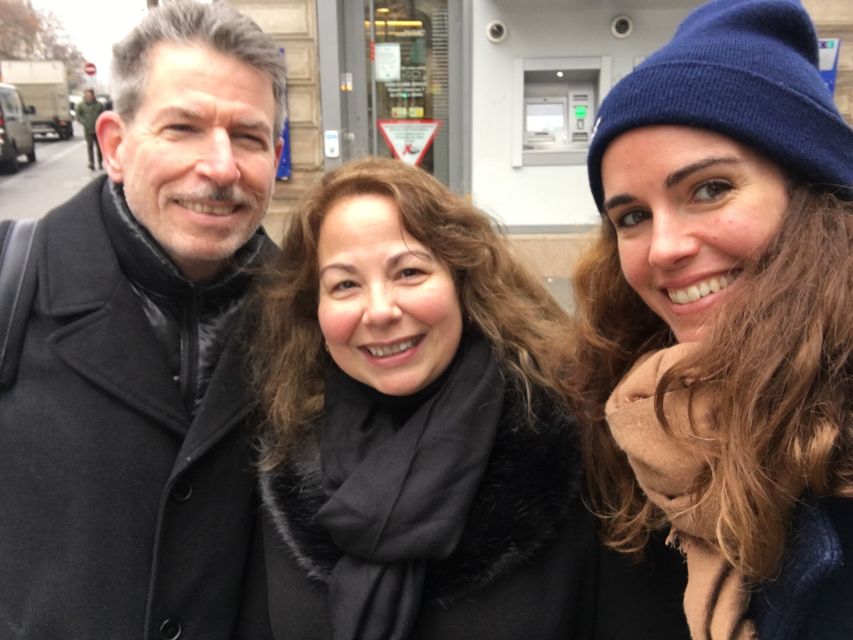 Paris: 3-Hour Private Tour from Champs Élysées to Montmartre - What the Itinerary Feels Like Day-of