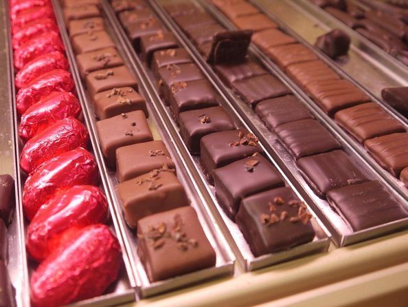 Paris : 45 min Chocolate Workshop at Choco-Story Paris - Entering Choco-Story Paris: Ages, Group Size, and the “Show Up Early” Rule