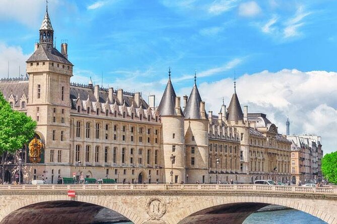 Paris Airport CDG Round-Trip Private Transfers - Getting to Your Paris Hotel: VIP Pickup to Any Location