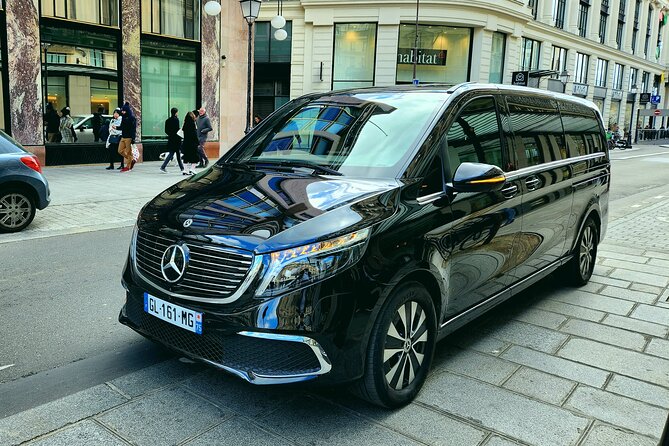 Paris Airport Transfer: Paris Airport CDG to Paris by Luxury Van - Key things to know before you book