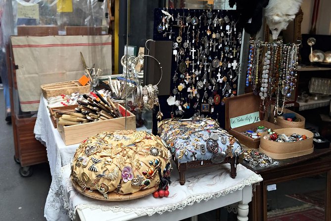 Paris Antiques Market Insider's Tour in Extra-Small Group - The Best Part: Vendor Stories and Local-Style Direction