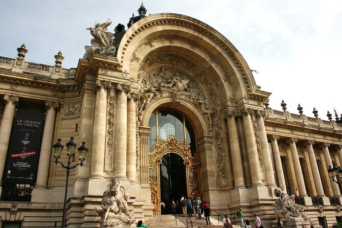 Paris Arc de Triomphe Entry and Mini Walking Tour - Champs-Élysées with context (not a generic walk)