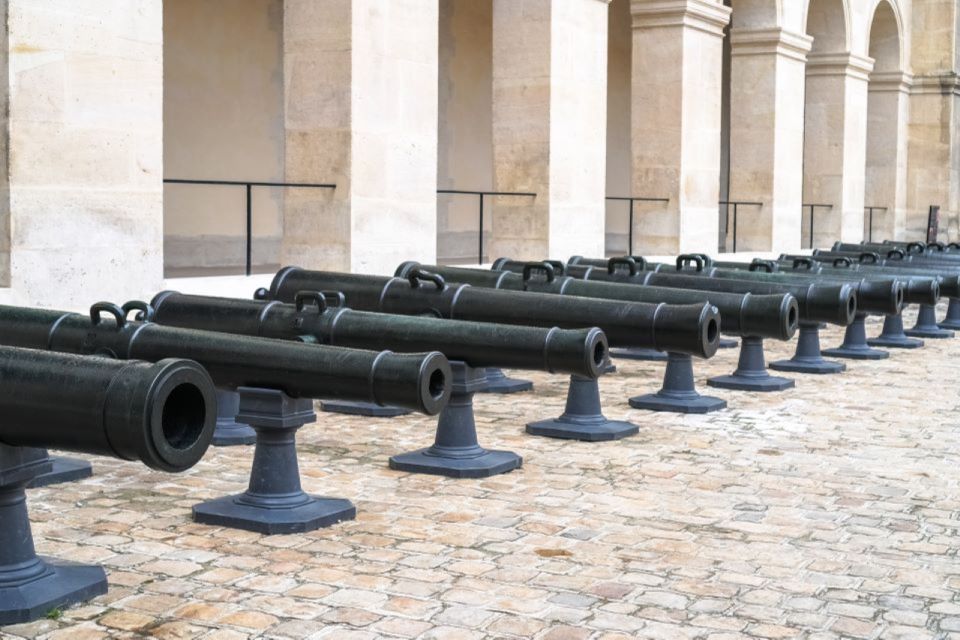 Paris: Army Museum Ticket and Seine River Cruise Combo - Accessibility and Comfort: What You Can Plan For Ahead of Time