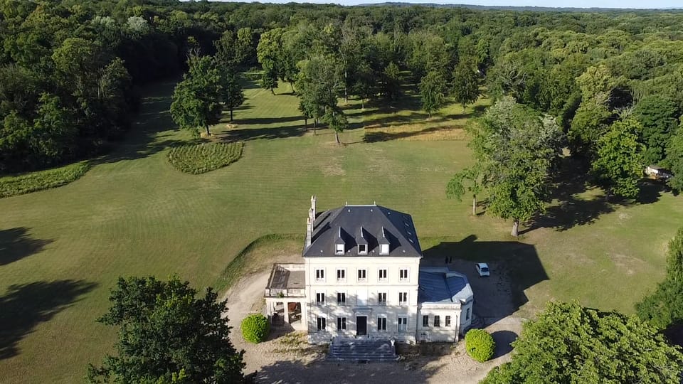 Paris: Aumont-en-Halatte Horseback Riding Tour - The 2-hour rhythm: check-in, gear, then woods time