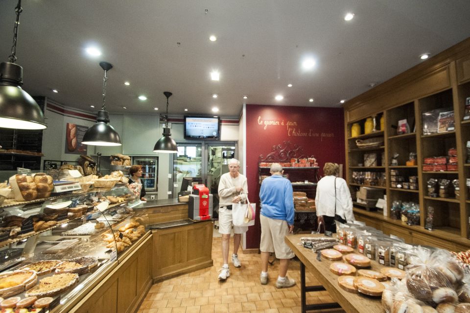 Paris Bakery Tour - Where the Paris Bakery Tour starts at Le Grenier à Pain (127 Rue Caulaincourt)