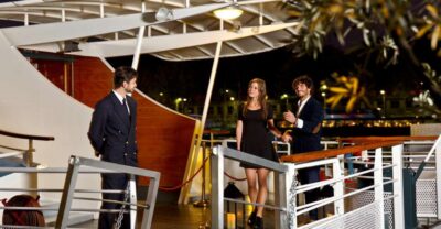 Paris: Bastille Day Dinner Cruise on the Seine River - What “2 hours on the Seine” actually gives you
