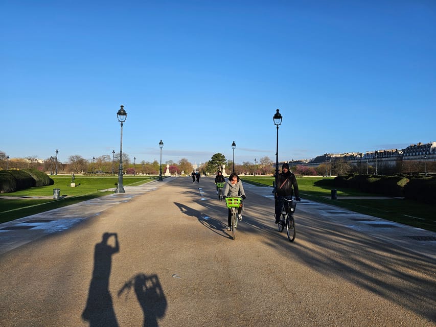 Paris Before the Crowds: Sunrise Bike Tour with Breakfast - Should You Book Paris Before the Crowds at Sunrise?