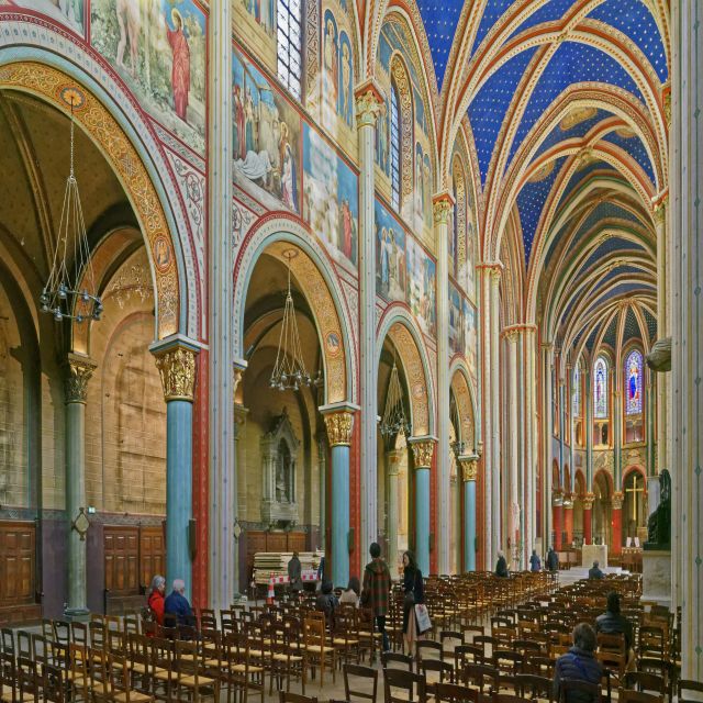 Paris: Best Churches in the City Private Walking Tour - Saint-Germain-l’Auxerrois: Gothic Church Details You Can Actually Read