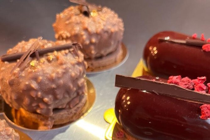 Paris Boutique-style French Pastry Class with a French Chef - The 2.5-hour flow: from mixing and baking to finishing