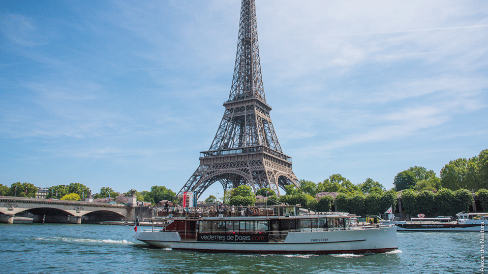 Paris: Champagne Tasting Cruise Departure from Eiffel Tower - What you actually get for the $93: private salon, deck, and three pours