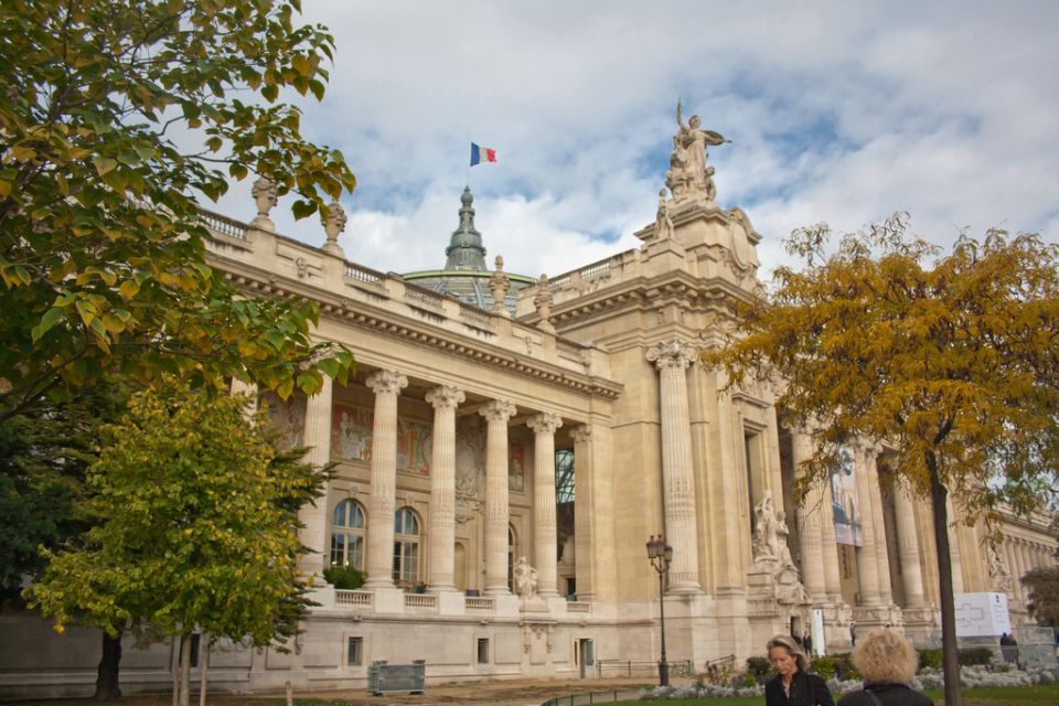 Paris Champs-Élysées 2-Hour Private Walking Tour - Key things I’d zoom in on