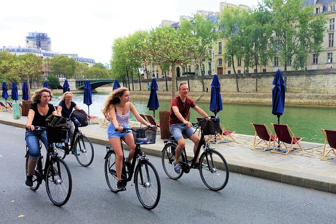 Paris: Charming Nooks and Crannies Bike Tour - Place des Vosges and Hotel de Sens: From Royal Square to Archbishop Power