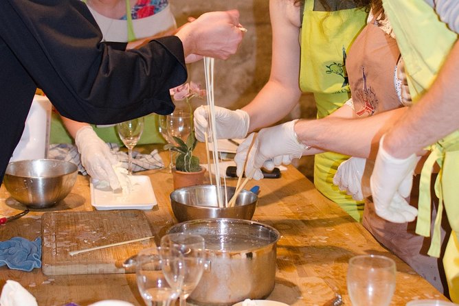 Paris Cheesemaking Workshop including Wine and Cheese Tasting with an Expert - Back-Stage Cheesemaking: what you’ll do step by step