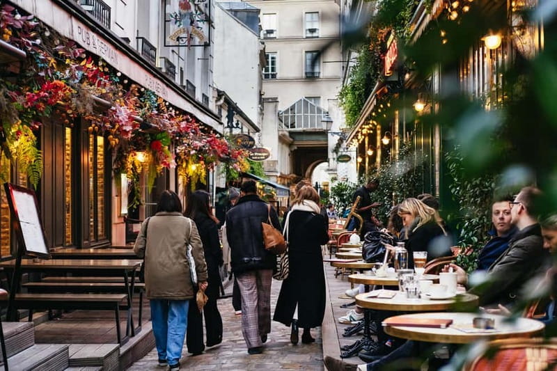 Paris: Chocolate & Patisserie Walking Tour with Tastings - Café de Flore: Macarons, Pastries, and Left Bank Café Energy