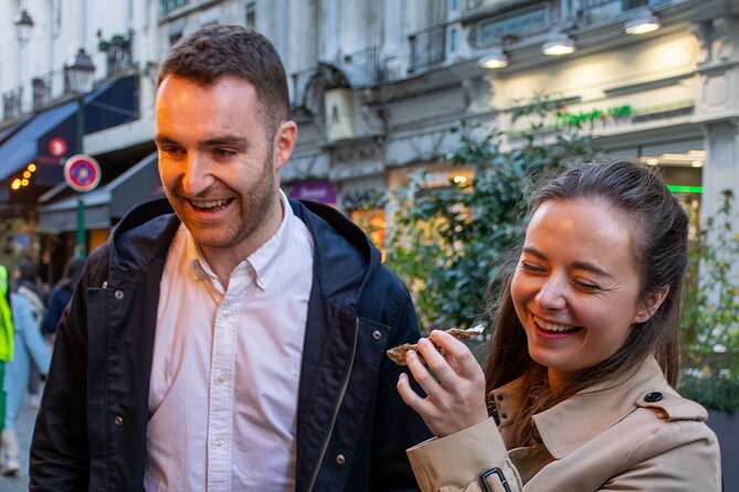 Paris Christmas Food Tour with a Local Guide, and Seasonal Treats - Stop-by-stop: what you’ll experience in real time