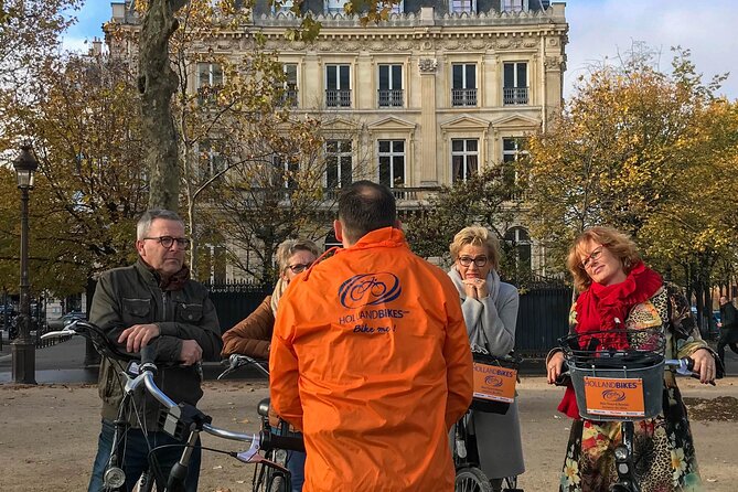 Paris: City Bike Tour on a Dutch Bike - Place Vendôme: Luxury Architecture and Napoleonic Clues