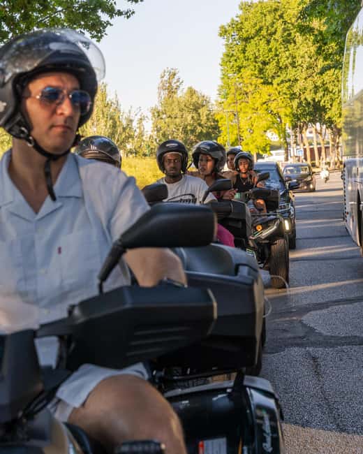 Paris: City Highlights Guided Quad Tour - Driving Through Paris Streets: What It Feels Like in Real Time
