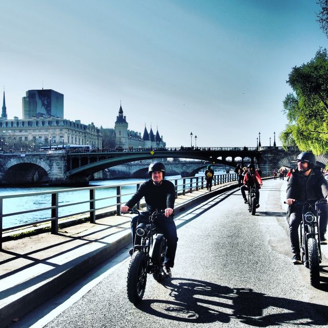 Paris: City Highlights Private Electric Bike Tour with video - Cruising the Seine: Where the Tour Gets Special
