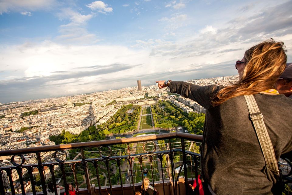 Paris: City Tour by Bus with Eiffel Tower & Optional Summit - Key highlights worth your attention