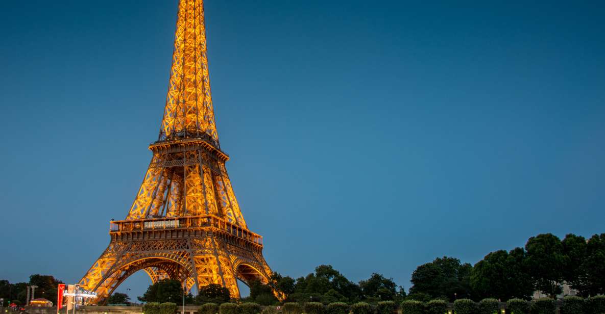 Paris: City Tour by Bus with Eiffel Tower & Optional Summit - A 3-hour night bus route that helps you map Paris fast