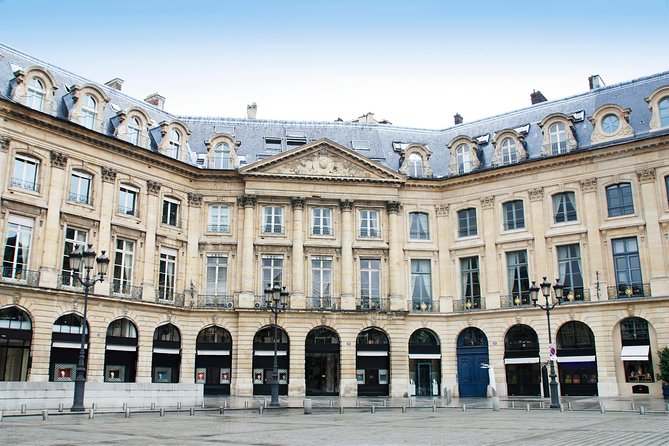 Paris City Tour by Coach with Sightseeing Seine River Cruise - The Meeting Point and the Walk to the Cruise: Don’t Underestimate It