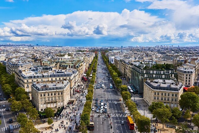 Paris City tour & Transfer CDG - Price and value: $469.60 per group (up to 3)