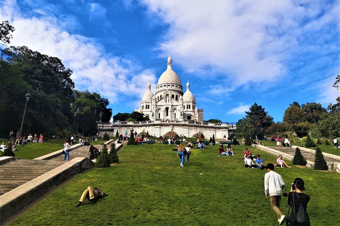 Paris city tour with private guide - Hotel pickup that turns into an easy start