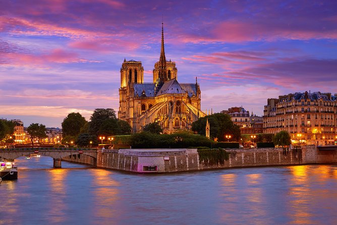 Paris city tour with private guide - Tickets, food, and comfort: plan like a local for 3 hours