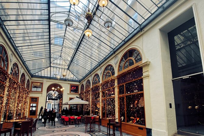 Paris Covered Passages Walking Tour plus Seine Cruise Option - Meeting at Place des Petits Pères and how the route runs