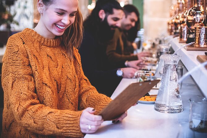 Paris Craft Distillery Make Your Own Gin Workshop - Pick your botanicals: create a gin recipe that feels personal