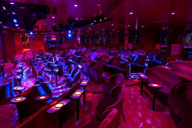 Paris Crazy Horse Cabaret Show Champagne & macarons - Choosing between two show times (and why it matters)