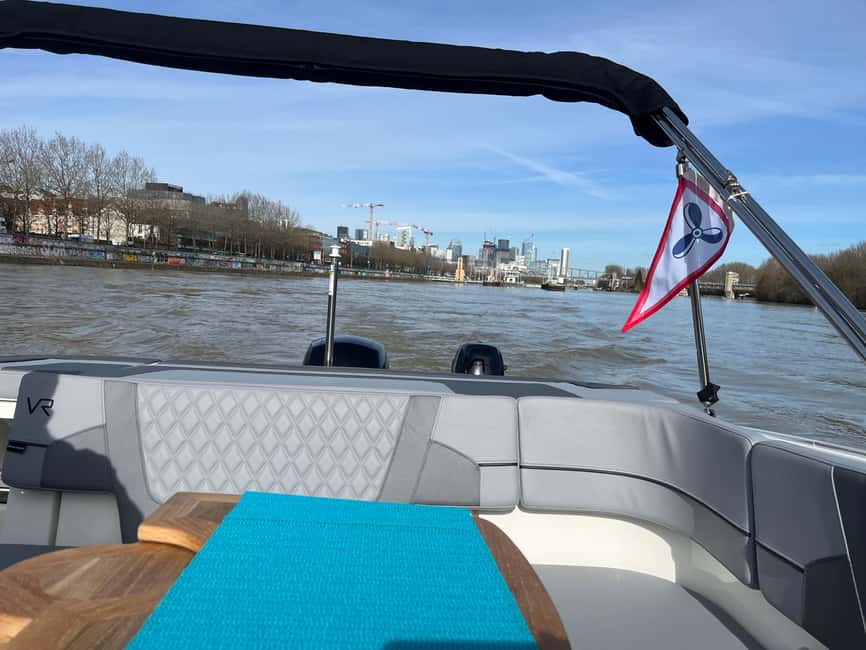 Paris : croisière privée Seine, bateau moderne - 2 heures - Key things to know before you go