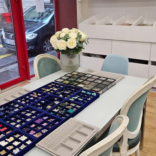 Paris: Custom Souvenir Bracelet Workshop - Key things to know before you go