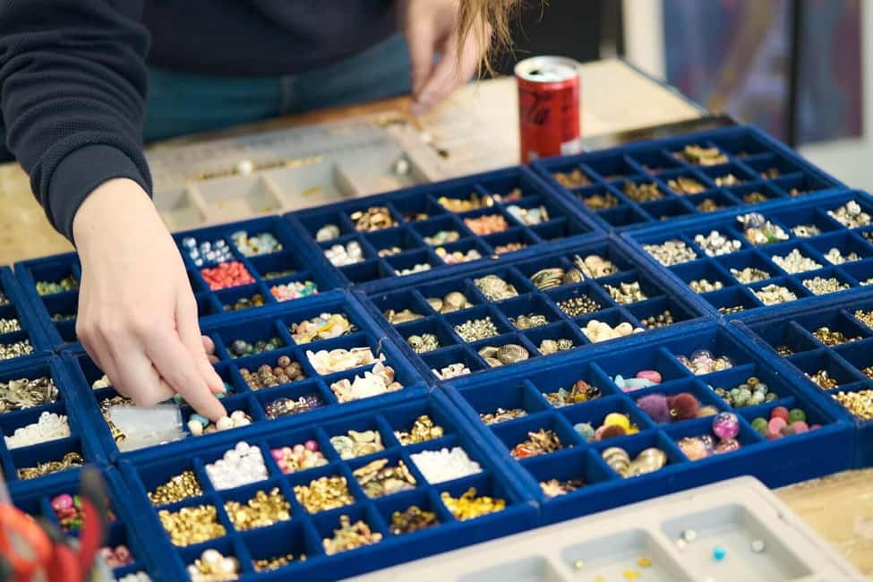 Paris: Custom Souvenir Bracelet Workshop - What could disappoint you, and how to manage it