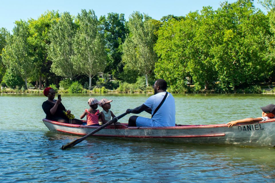 Paris: Customizable Child-Friendly Tour with Private Guide - Lunch at the Right Time, at Your Pace