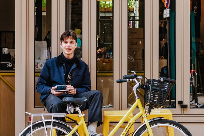 Paris day Bike Rental - Le Peloton Café in the Marais: Your Easy Launch Pad