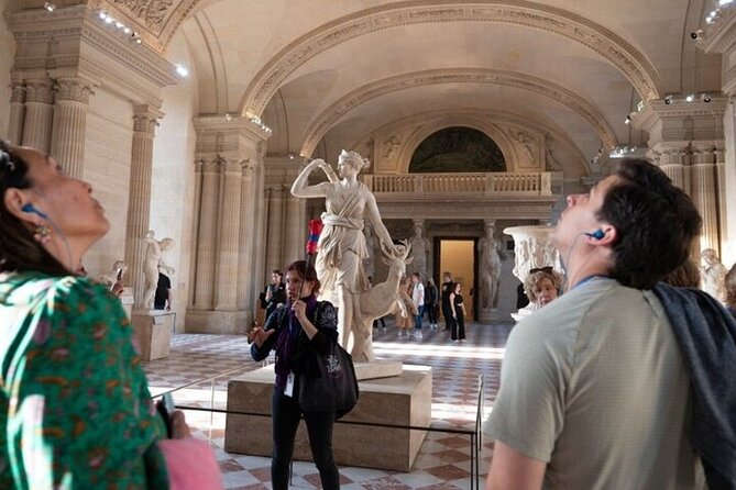Paris Day Tour with Eiffel Tower, Louvre and Cruise Max 6 People - Seine River cruise with onboard commentary: your flexible second act