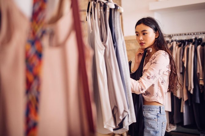 Paris Discovery Tour : private shopping with a fashion expert in Paris - Le Marais: boutiques and showrooms that reward a sharp eye